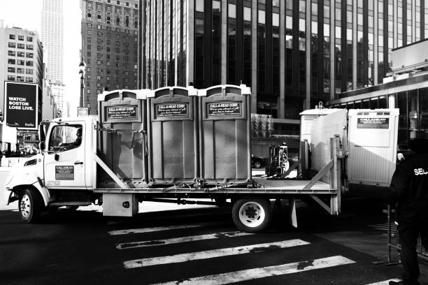 Best Portable bathroom rental  in Carrizo Springs, TX