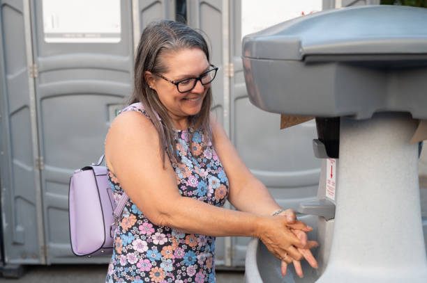 Best Luxury portable toilet rental  in Carrizo Springs, TX